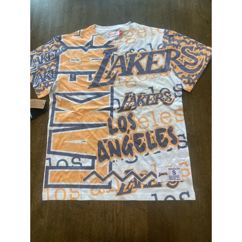 Mitchell & Ness Mens Small Hardwood Classics Lakers All Over Name T-Shirt White
